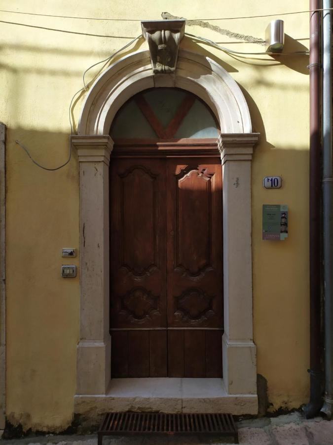 Stanze Don Gesualdo Alloggio Turistico Taurasi Zewnętrze zdjęcie